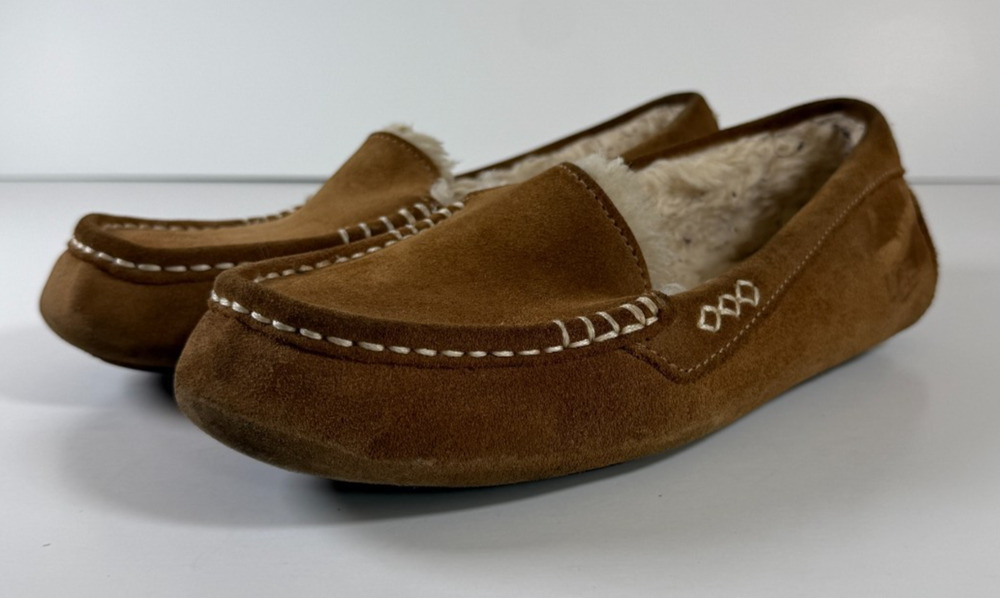 UGG Ansley 1106878 Women's 9 Chestnut Suede Moccasin Slippers